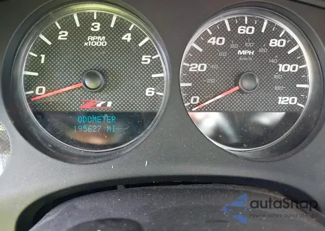 2012 Chevrolet Suburban 1500 Lt from USA, damaged, VIN 1GNSKJE74CR256132